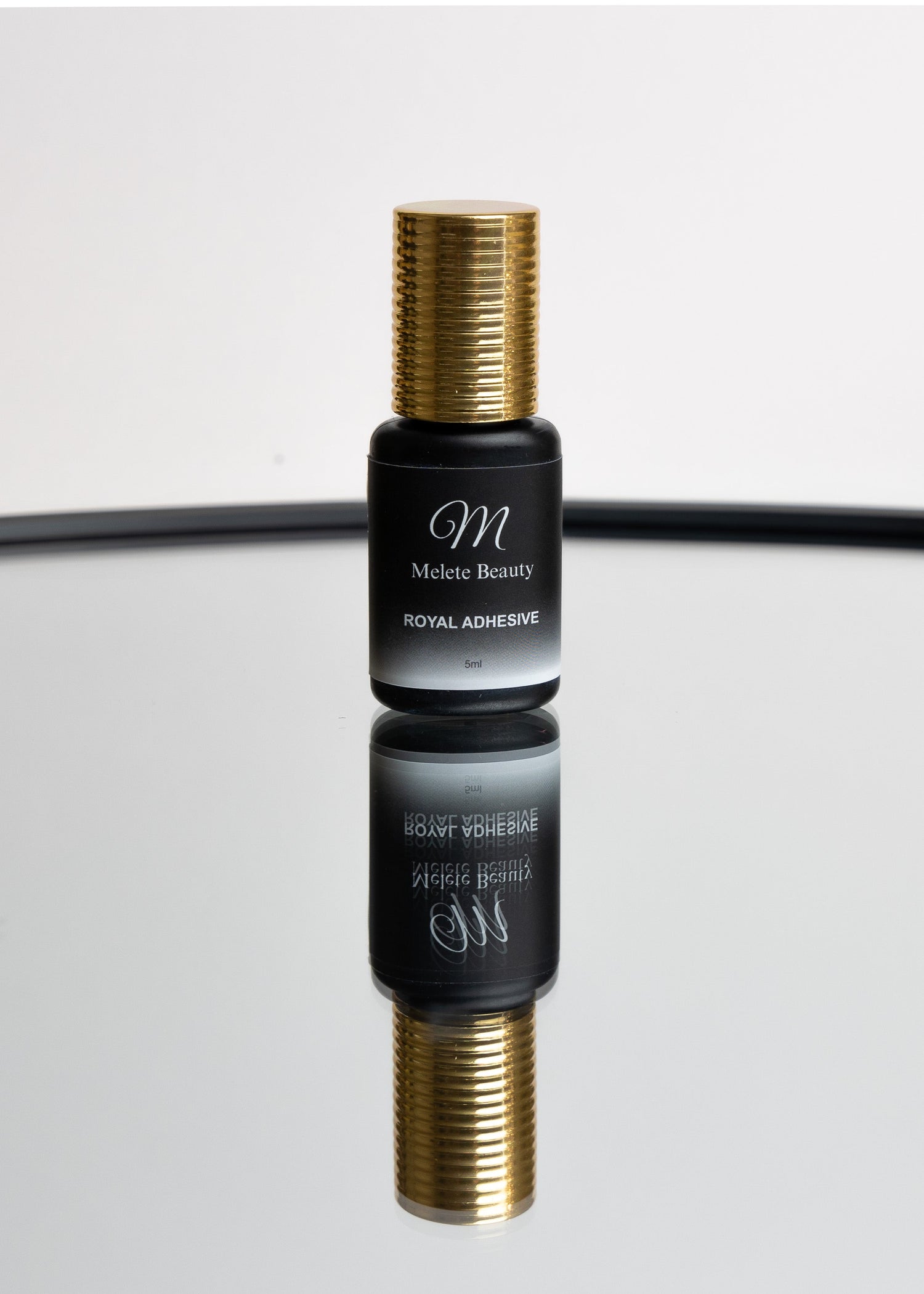 Lash Adhesive
