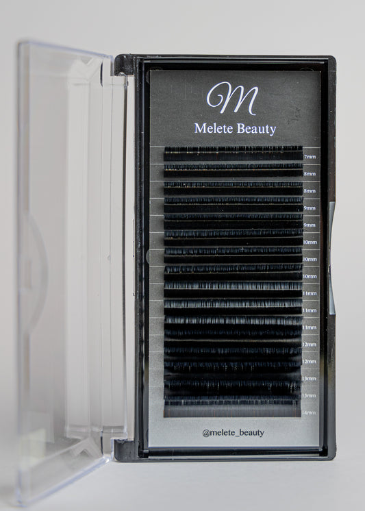 Classic Lashes